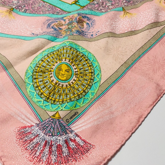 VINTAGE ROSE HERMES SILK SCARF FEUX D’ ARTIFICE M. - Picture 2 of 6